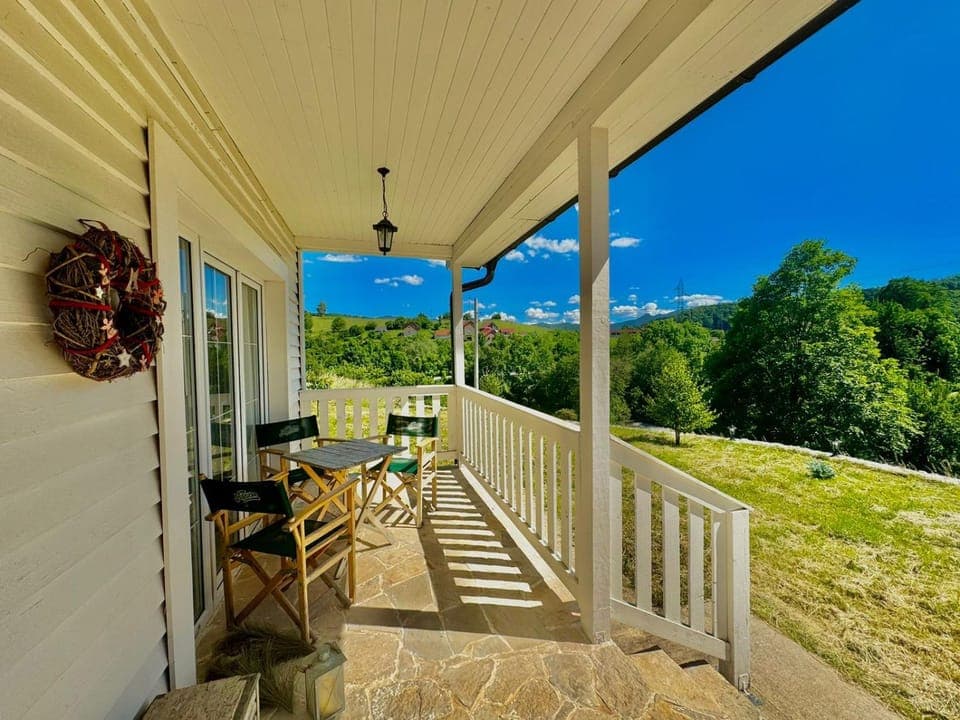 Natural landscape, Summer, Balcony/Terrace, Mountain view
