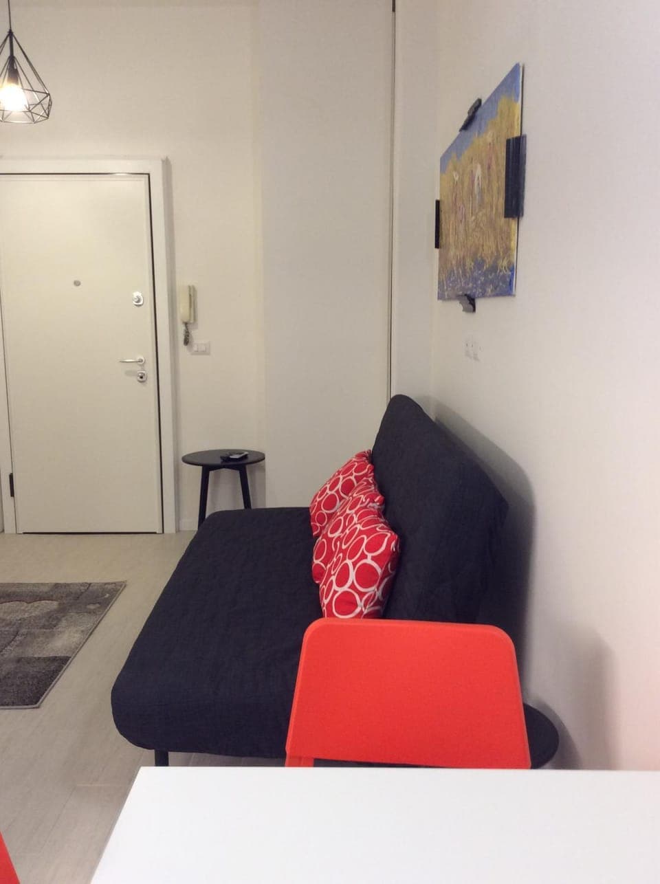 Bed, Living room, Seating area, Dining area