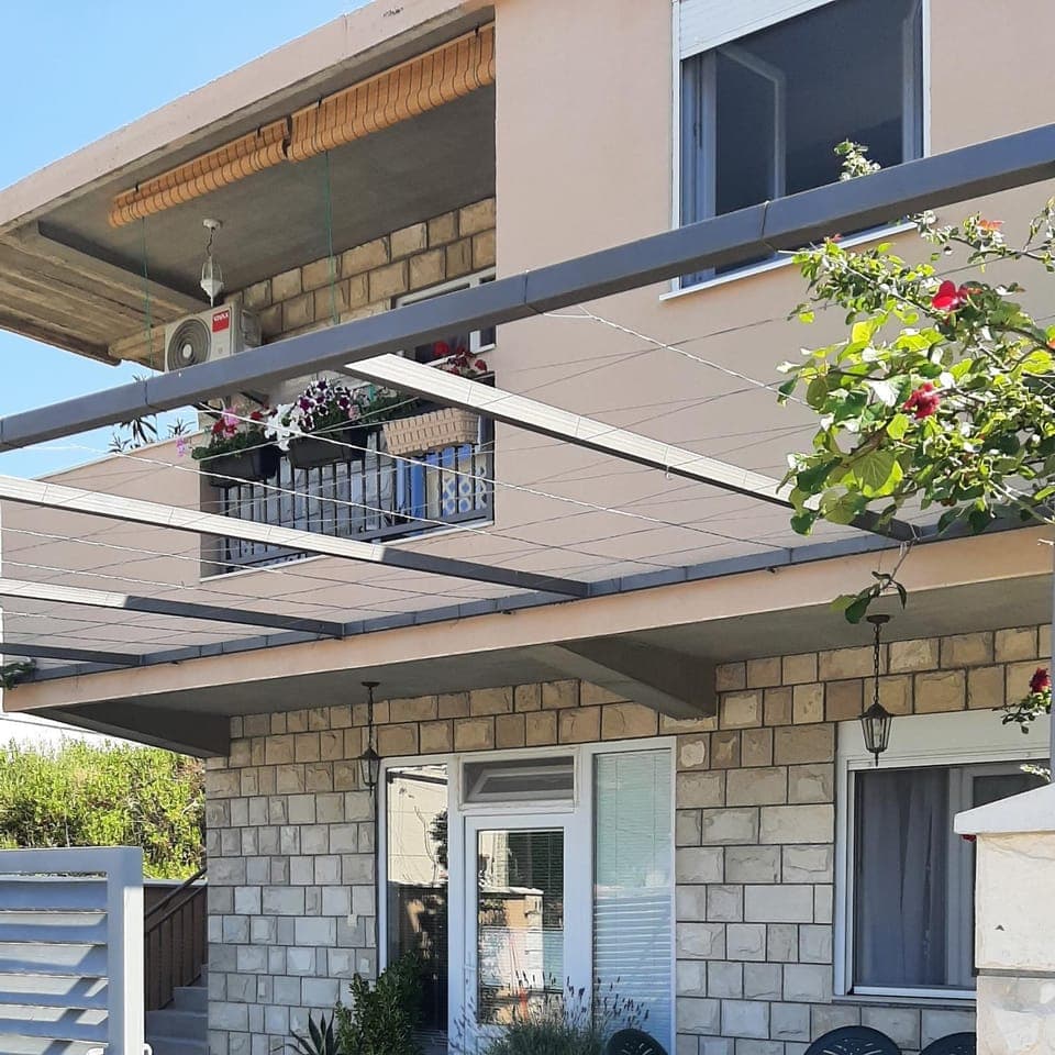 Patio, Facade/entrance