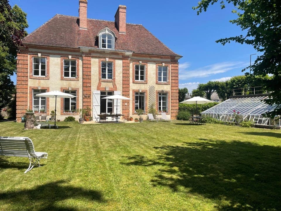 Property building, Garden