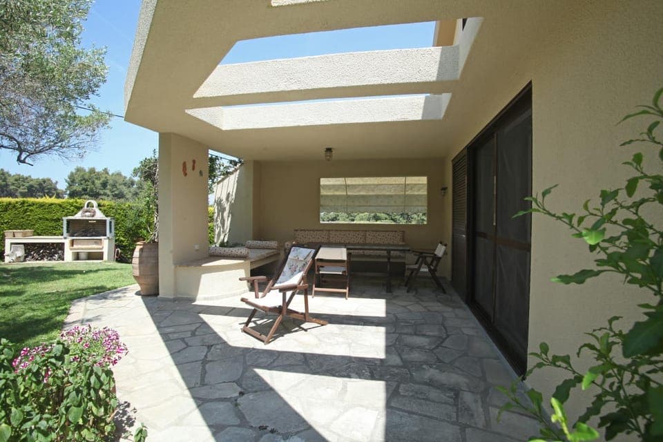 Patio, Facade/entrance, BBQ facilities