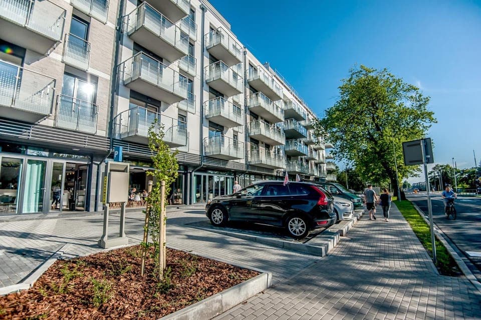 Property building, Facade/entrance, Neighbourhood