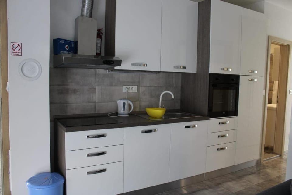 TAL Apartment hotel in Tisno