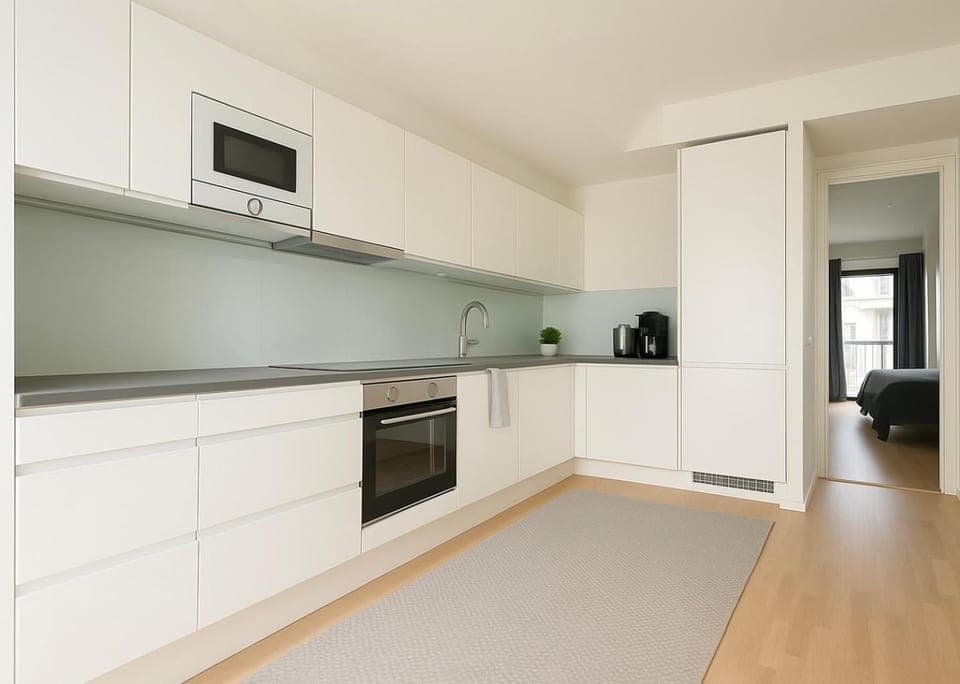 City Home Finland Big Luxury Suite - Spacious Suite with Own SAUNA, One Bedroom and Furnished Balcony next to Train Station Apartment in Finland