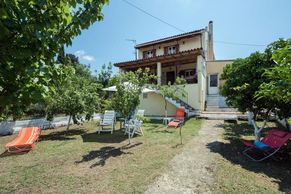 Property building, Garden