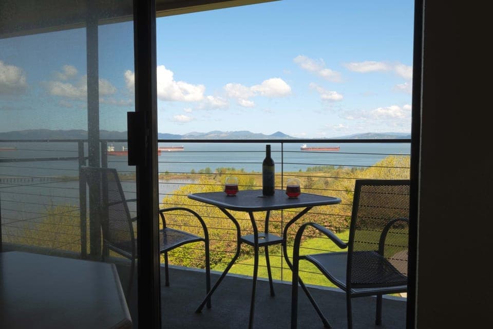 Patio, Balcony/Terrace