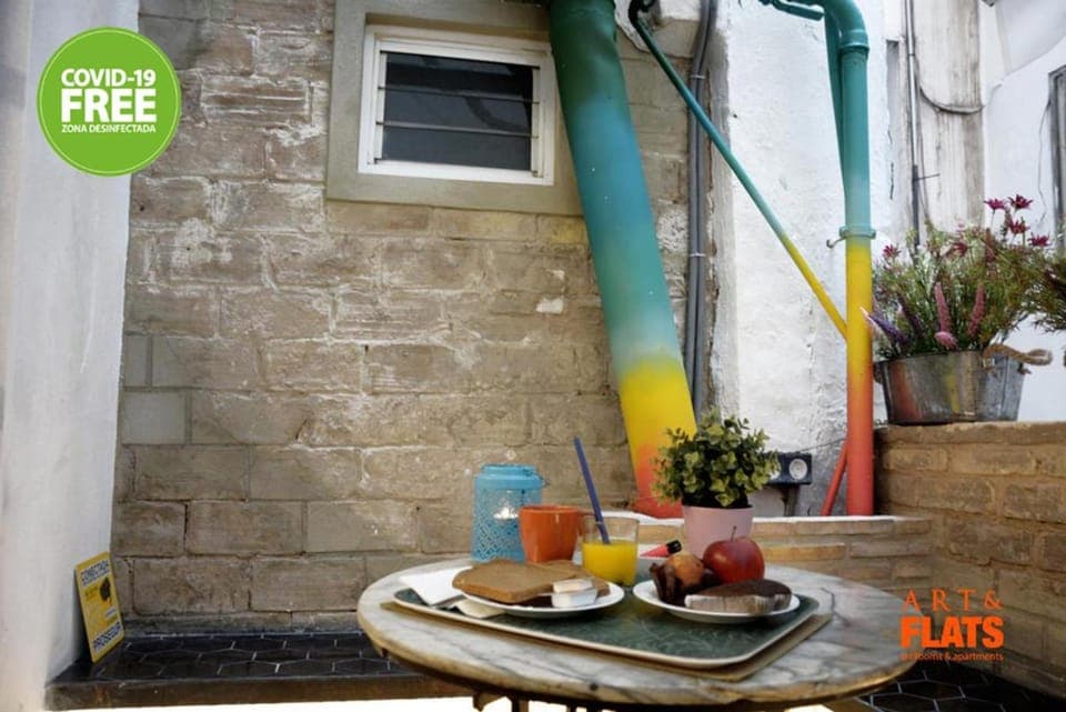 Balcony/Terrace, Continental breakfast