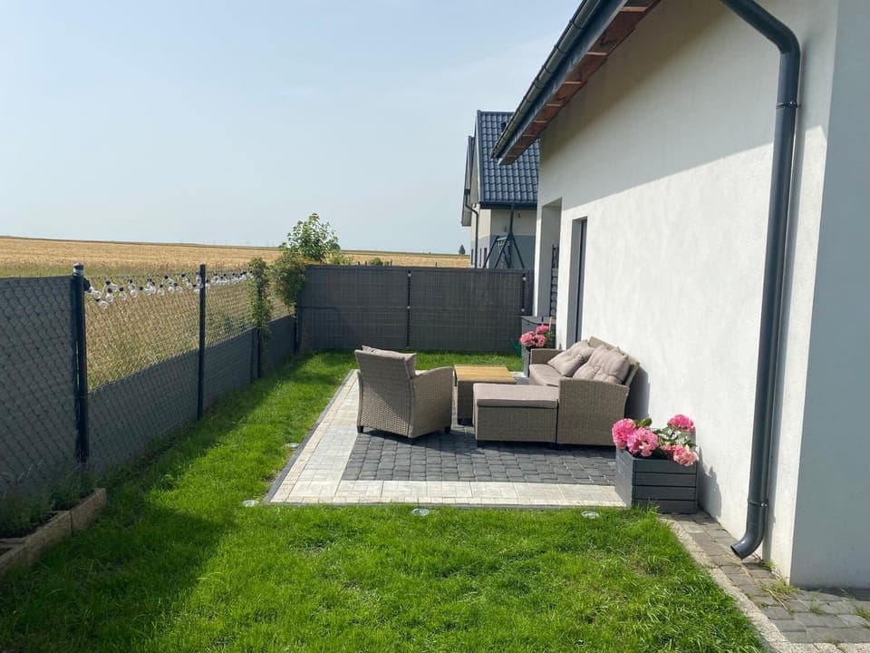 Property building, Patio, Day, Summer, Garden, Seating area, Garden view, Area and facilities, Sunrise, Sunset, pet friendly, pet friendly