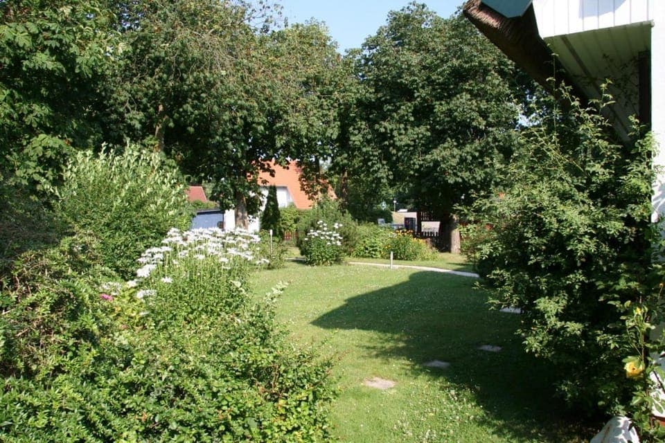 Garden, Garden view