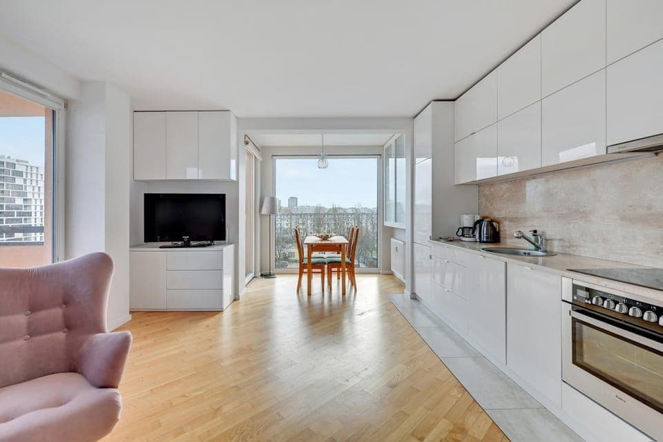 TV and multimedia, Kitchen or kitchenette, Seating area, Dining area