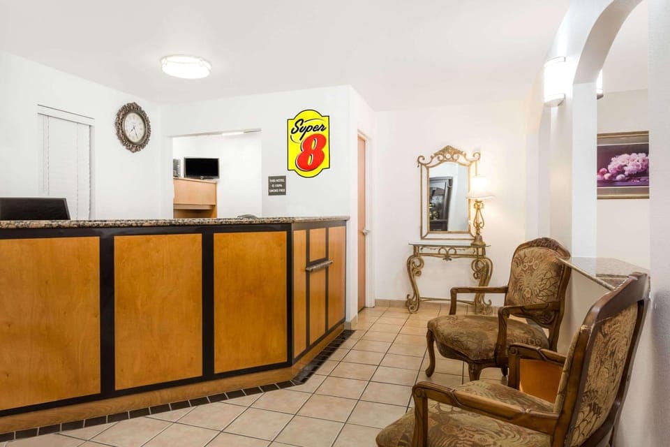 Lobby or reception, On site