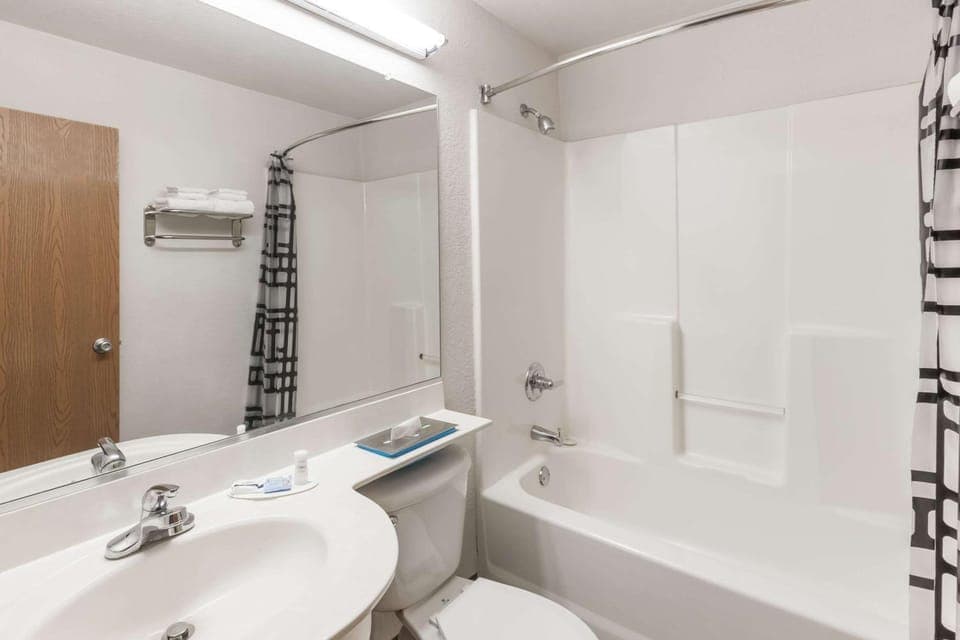 Bathroom, Photo of the whole room, On site