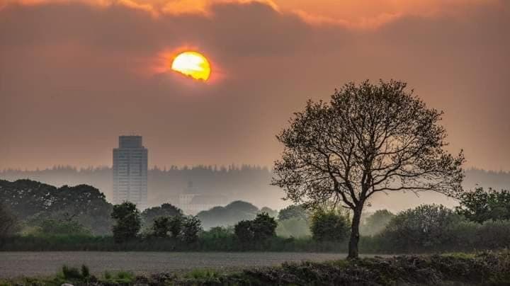Property building, Nearby landmark, Off site, Natural landscape, Hiking, Autumn, Sunset