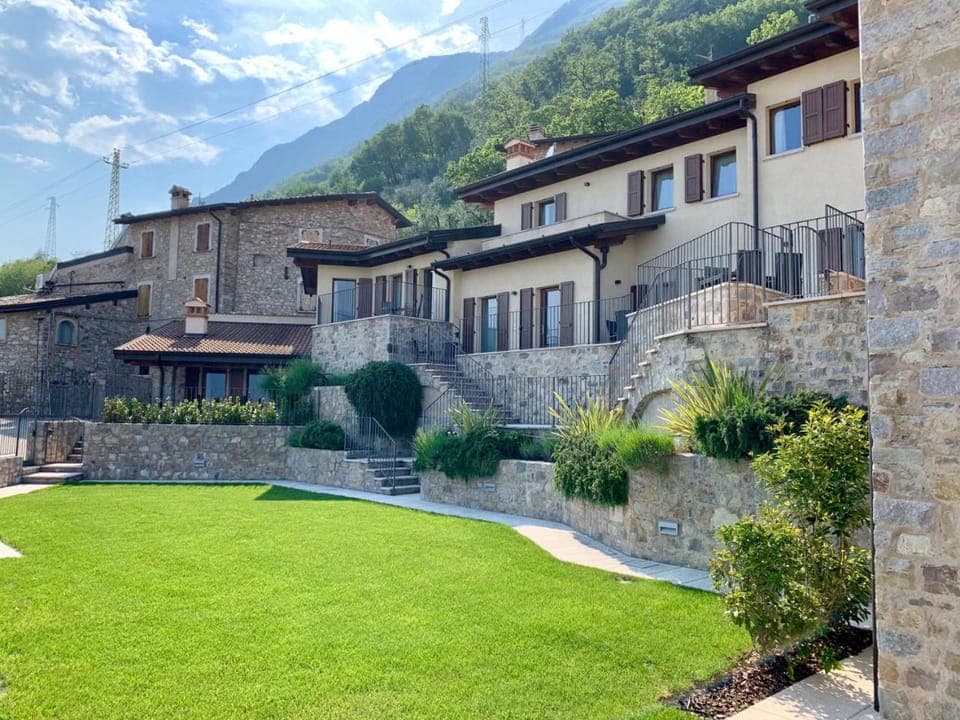 Property building, Garden