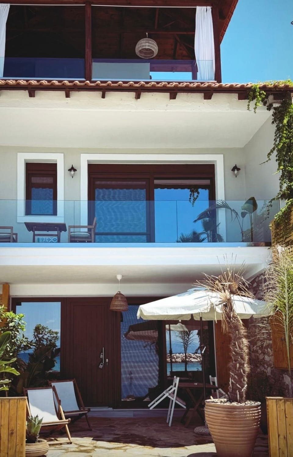 Property building, View (from property/room), Balcony/Terrace