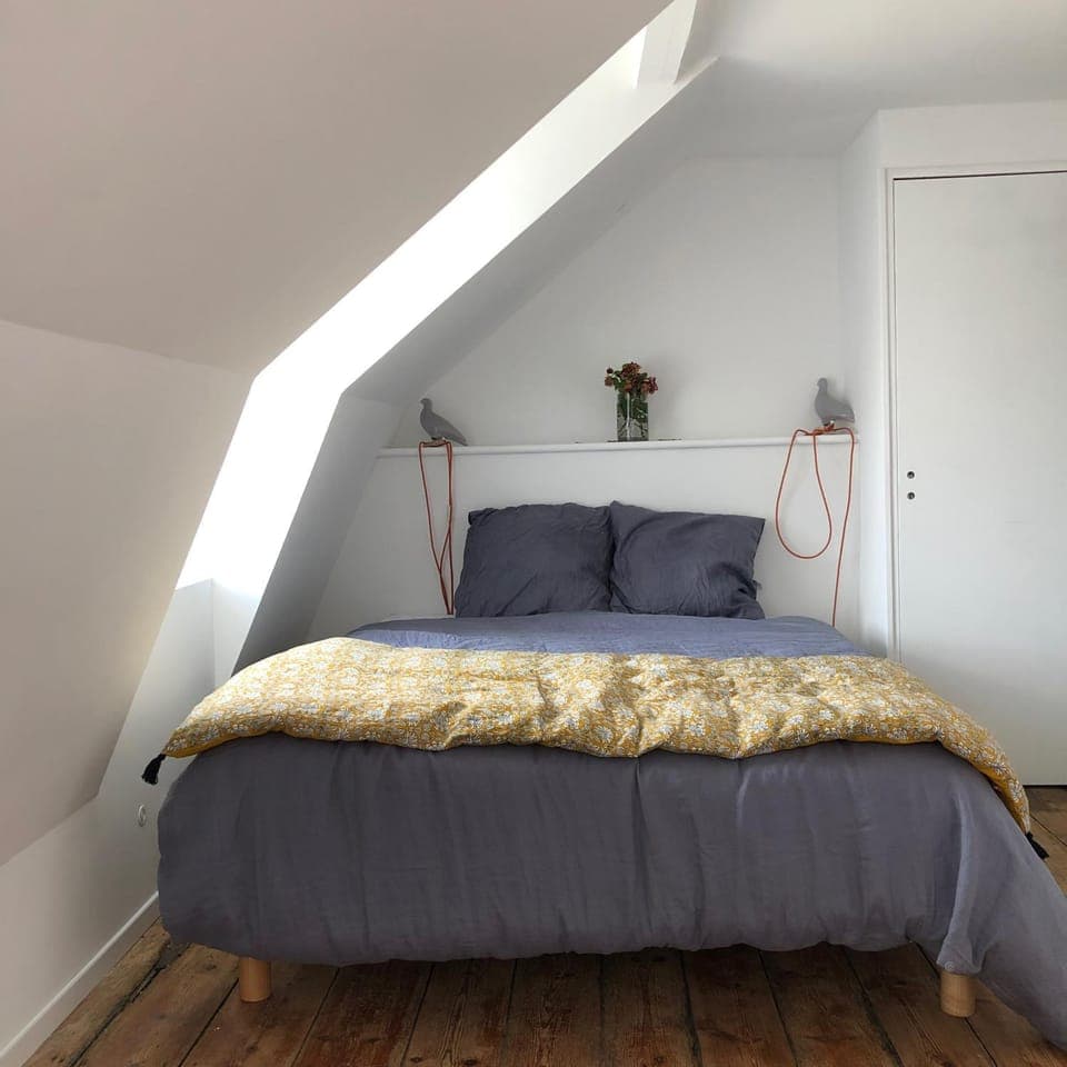 Bed, Photo of the whole room