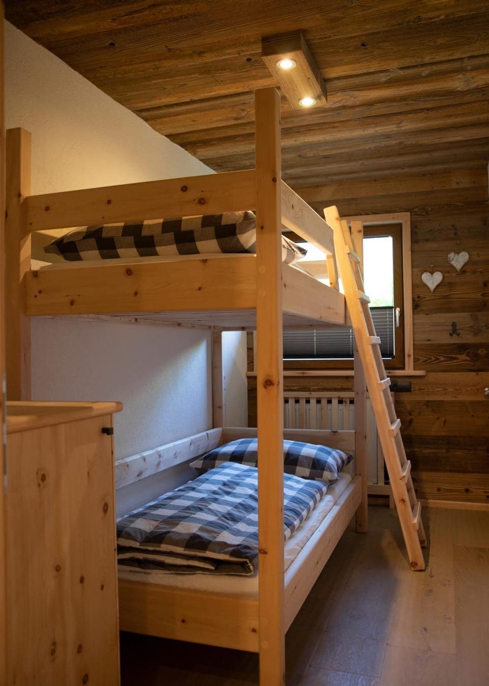 bunk bed