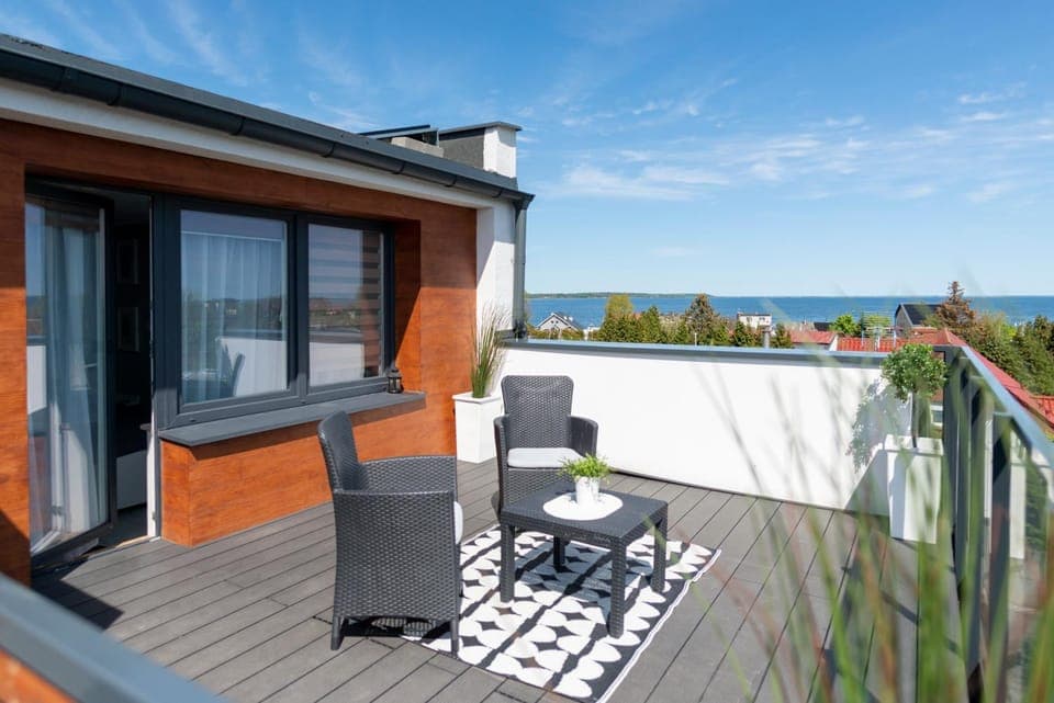 Property building, Day, View (from property/room), Balcony/Terrace, Balcony/Terrace, Sea view