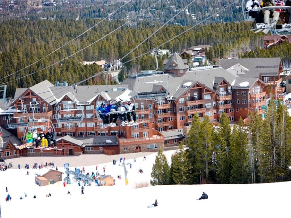 Bird's eye view, Ski School, Skiing, Hiking, Mountain view, Area and facilities