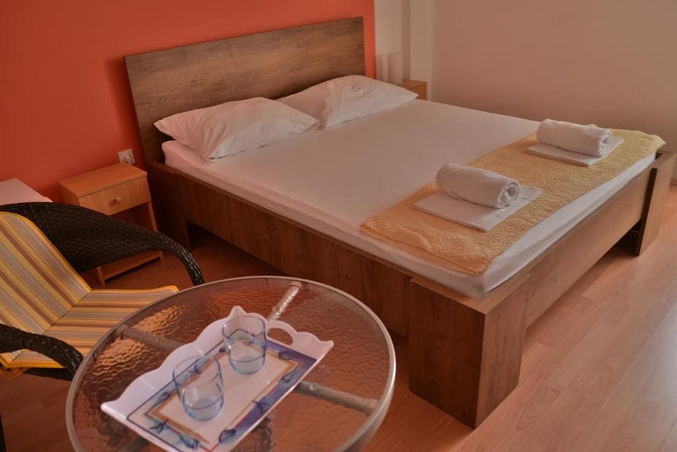 Villa Galeb Pag - at the main Beach Bed and Breakfast in Zadar County