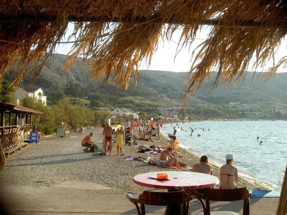Villa Galeb Pag - at the main Beach Bed and Breakfast in Zadar County