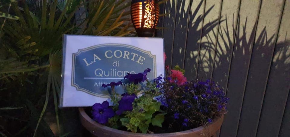 Property logo or sign, Logo/Certificate/Sign, Street view, Certificate/Award