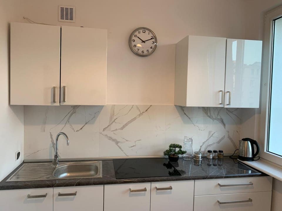 Kitchen or kitchenette, pet friendly, stove