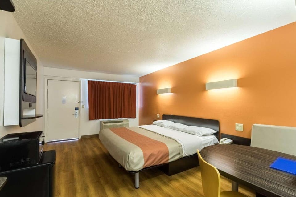 TV and multimedia, Seating area, Bedroom, On site