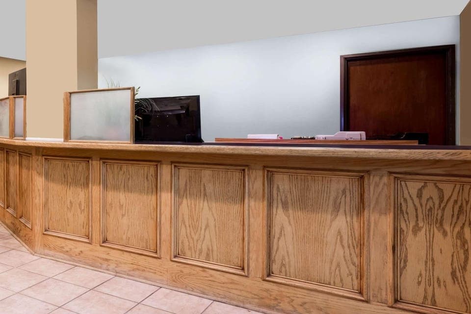 Lobby or reception, On site