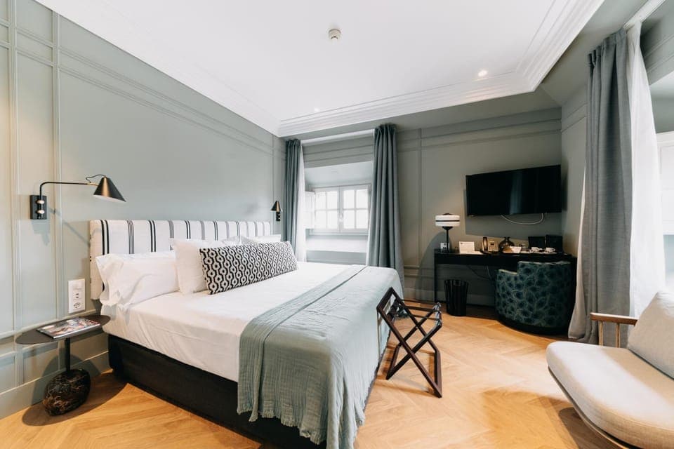 View (from property/room), Photo of the whole room