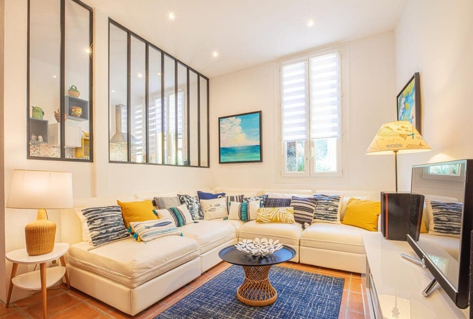 TV and multimedia, Living room