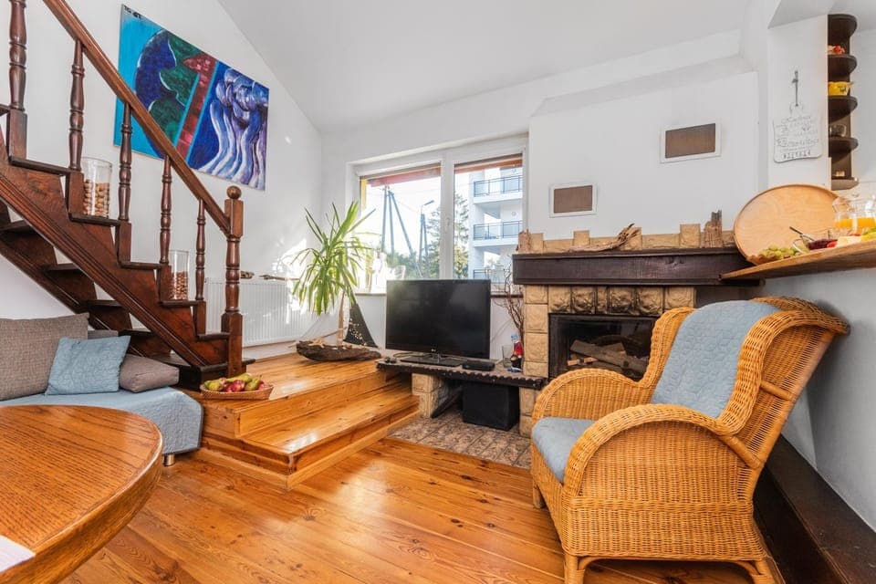 TV and multimedia, Living room, fireplace