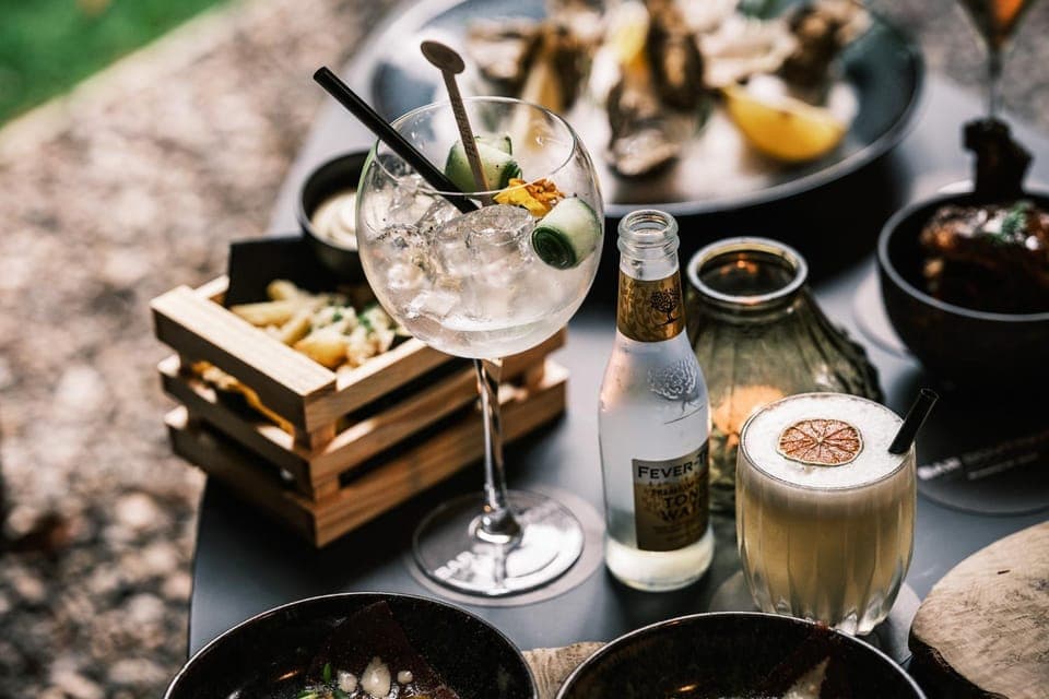 Food and drinks, Meals