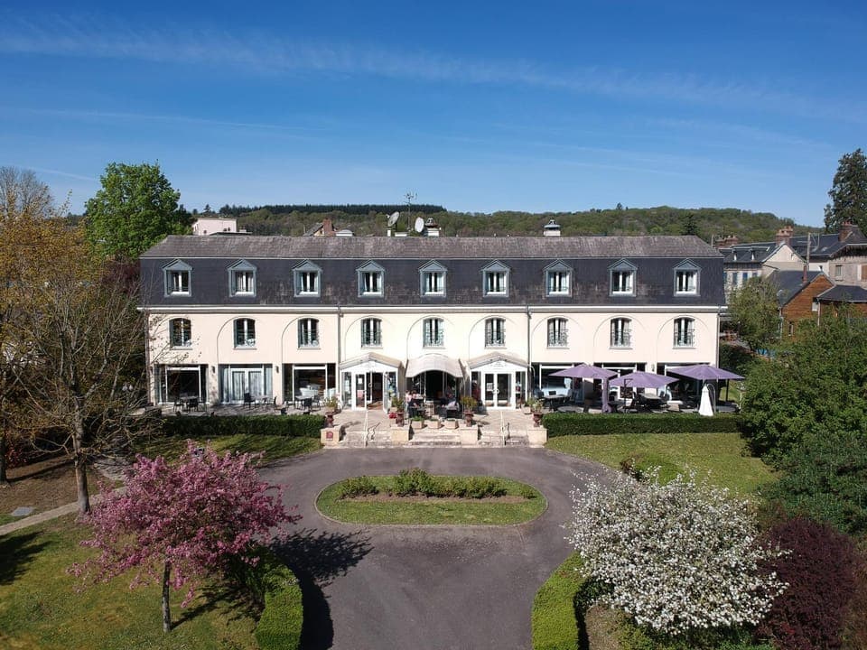 Property building, Garden, Garden, Garden view