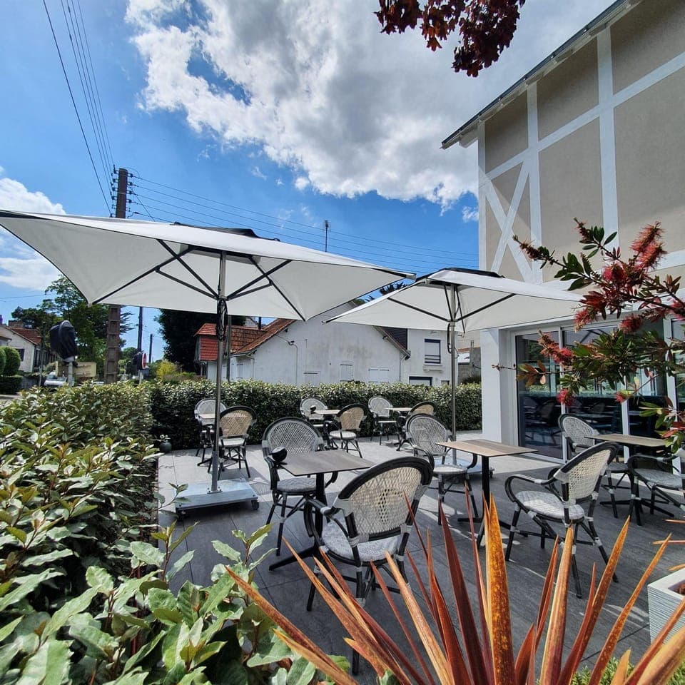 Property building, Patio