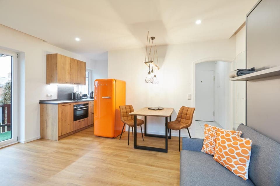 Kitchen or kitchenette, Living room, kitchen