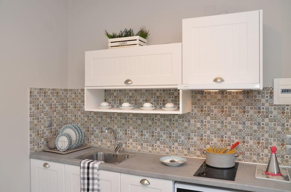 Coffee/tea facilities, Kitchen or kitchenette