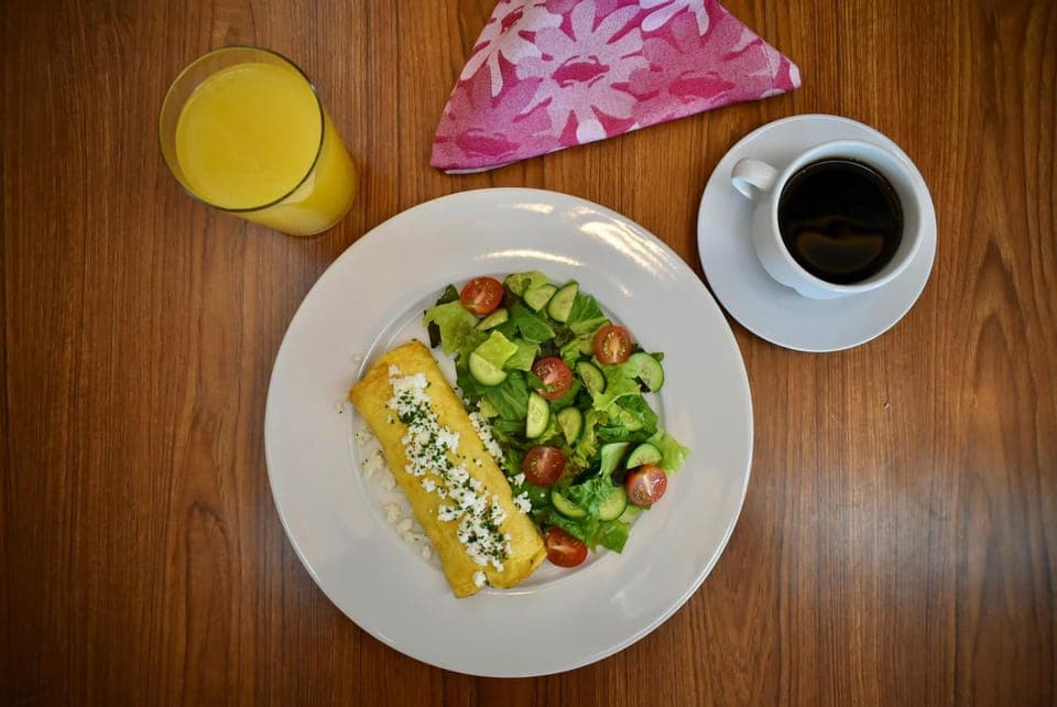 Restaurant/places to eat, Food and drinks, Breakfast, Lunch