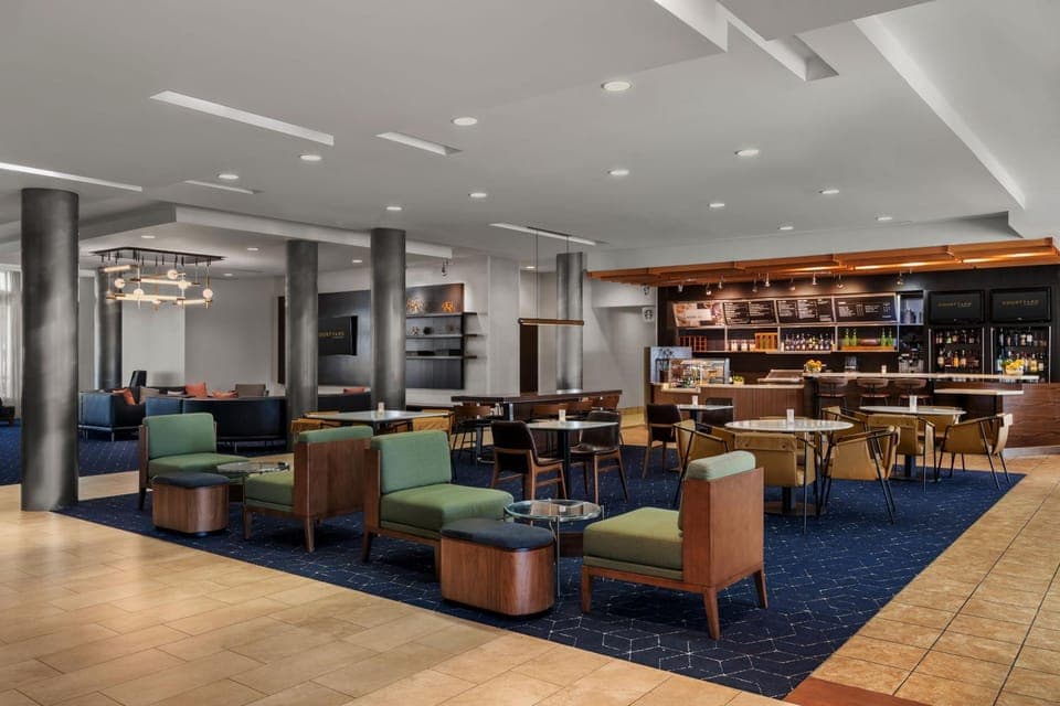 Restaurant/places to eat, Breakfast, Continental breakfast, Buffet breakfast, Buffet breakfast, American breakfast