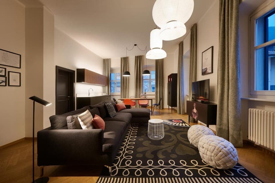 TV and multimedia, Living room, Seating area, Dining area, Sunset