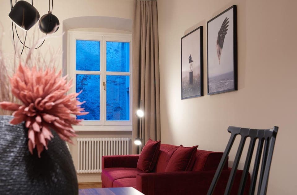 Living room, Seating area