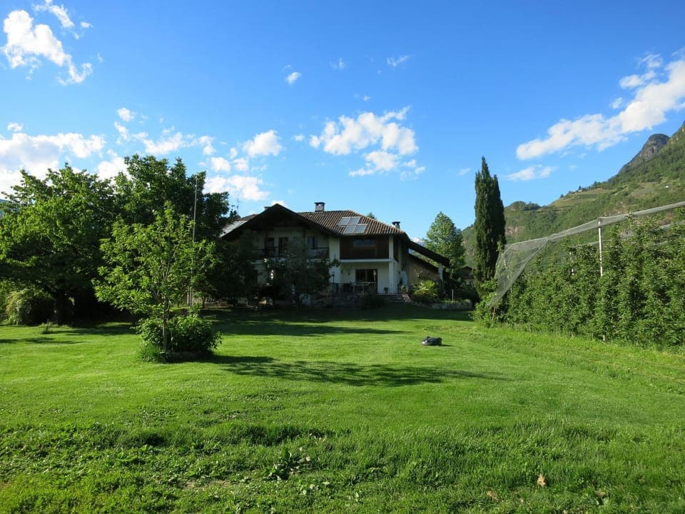 Property building, Garden