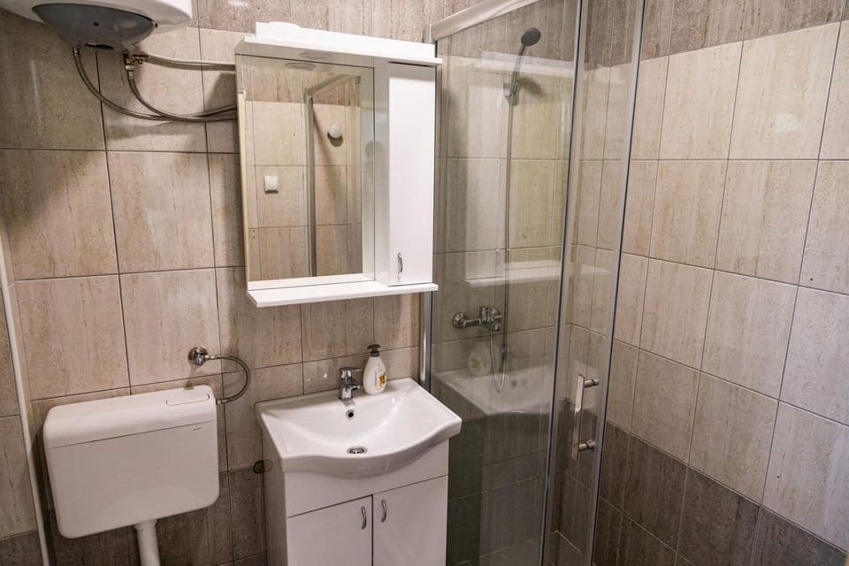 Shower, Toilet, Bathroom