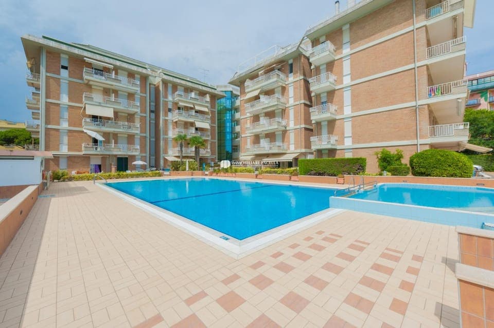 Property building, Pool view, Swimming pool