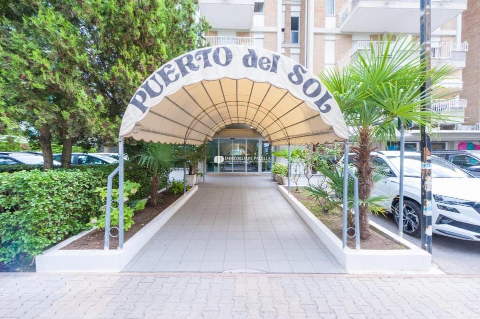 Street view, Location