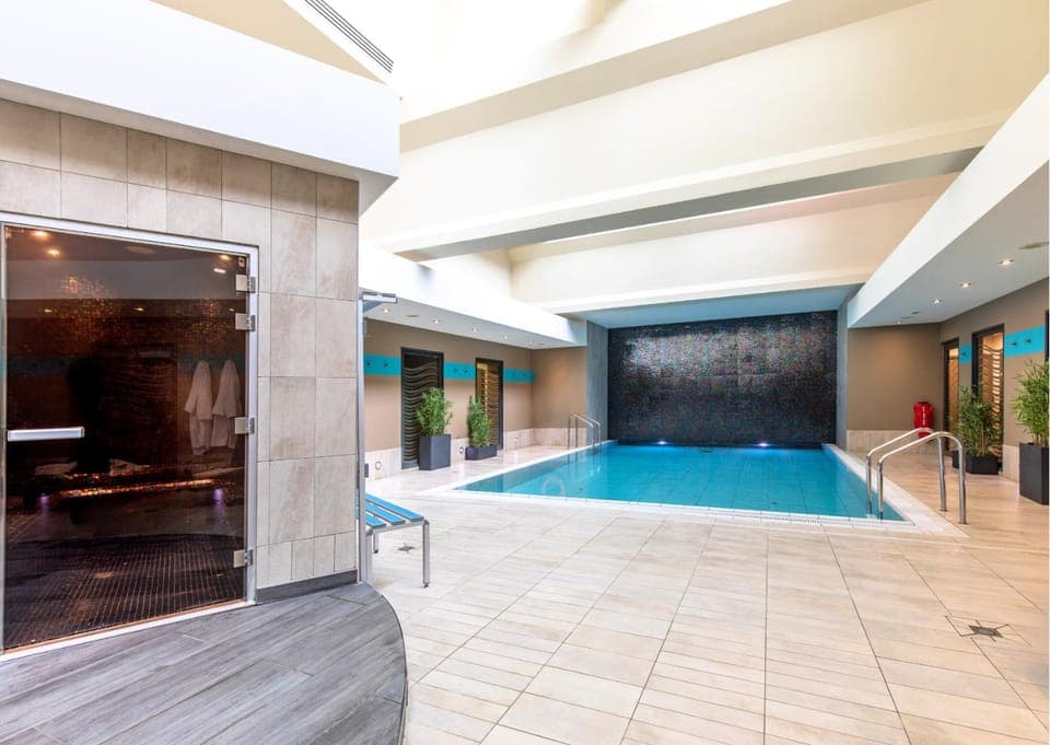 Pool view, Swimming pool