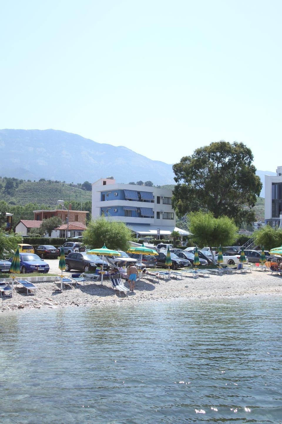 Neighbourhood, Beach