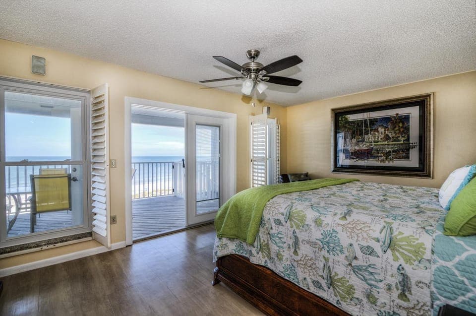 Bed, Photo of the whole room, Bedroom, Sea view