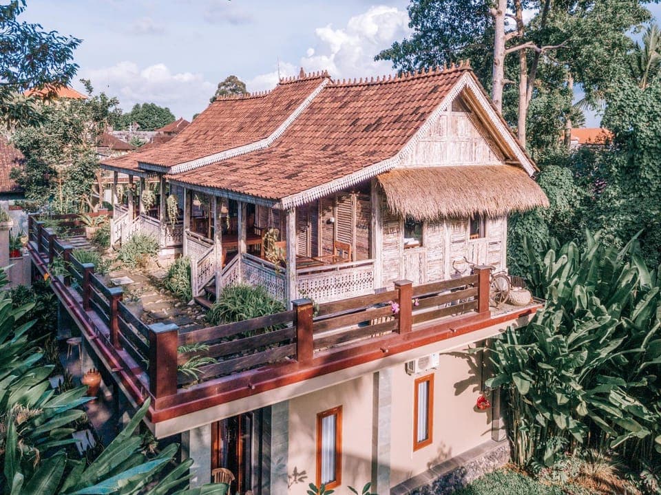 Property building, View (from property/room), Balcony/Terrace