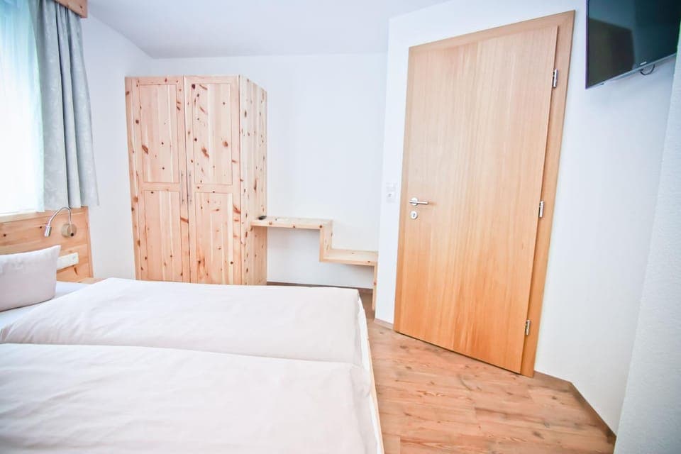 Bed, Photo of the whole room, Bedroom, towels, wardrobe